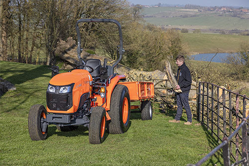 Kubota L1-382