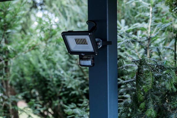 LED-Leuchte JARO 3060P 2300lm 20W