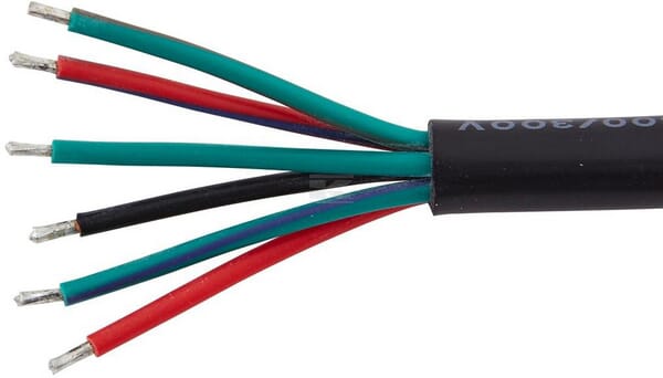 LED-Rückleuchte ValueFit 24 V links mit Dreieck-Rückstrahler