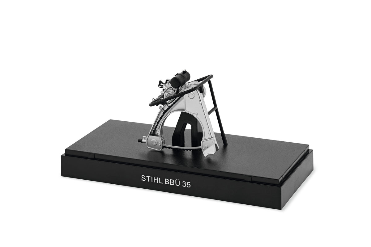 STIHL Historisches Motorsägen-Modell, Typ BLK