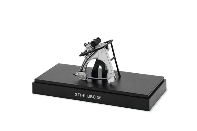 STIHL Historisches Motorsägen-Modell, Typ BLK