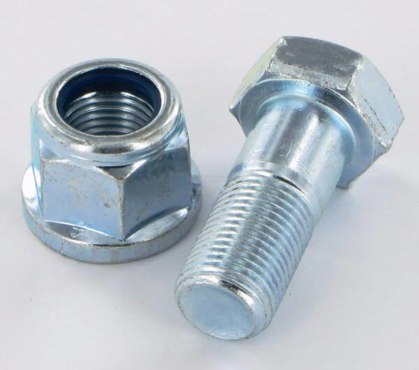 Pflugschraube TH 16x40.12.9 + Mutter