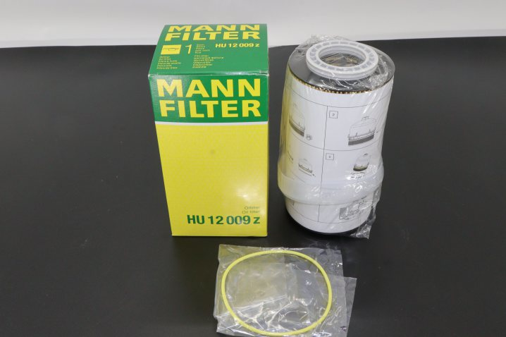 HU 12 009 z Ölfilterelement (metallfrei)