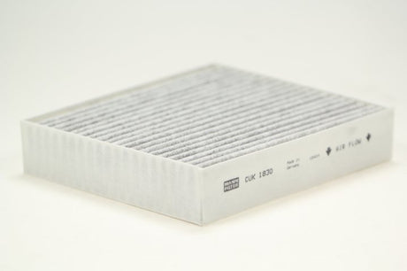 CUK 1830 Innenraumfilterelement (Aktivkohle)