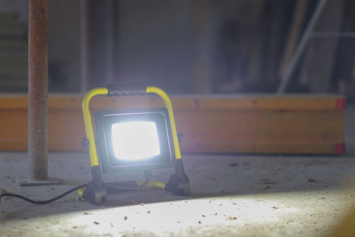 Kerbl LED-Baustrahler WorkFire 7 000