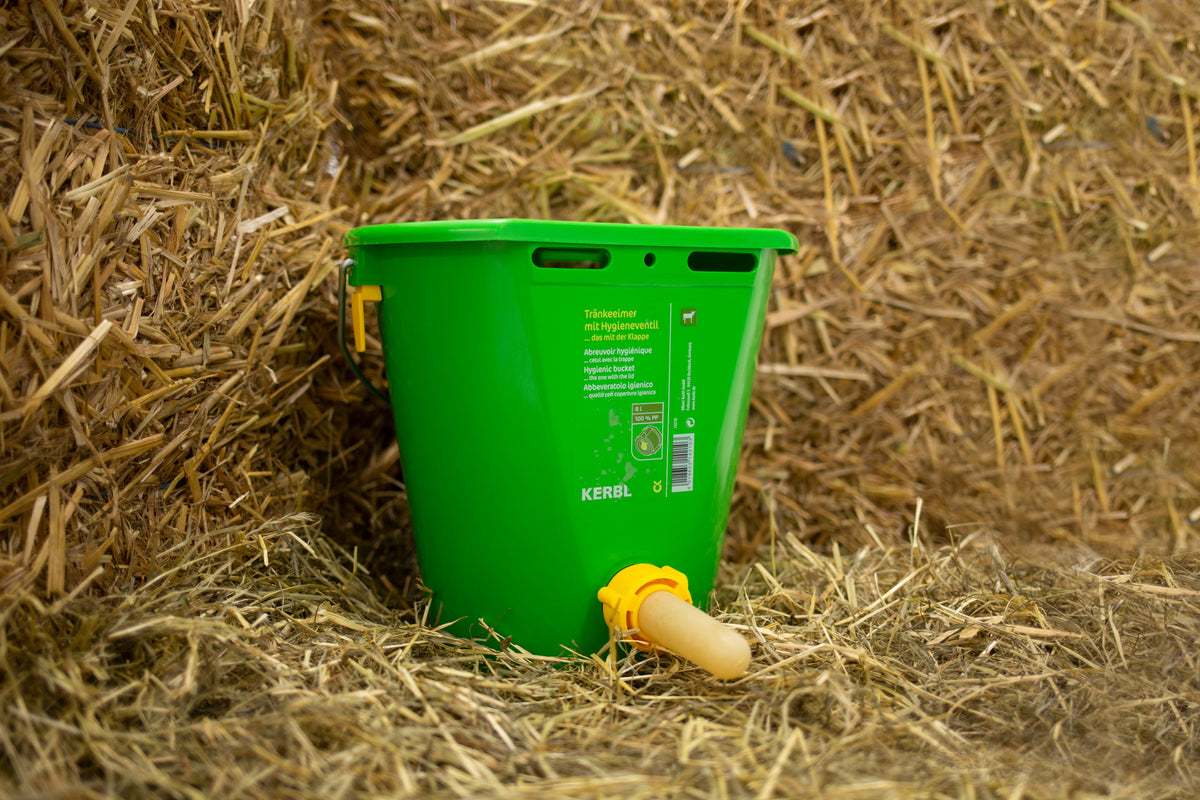 Kerbl Tränkeeimer mit Hygieneventil