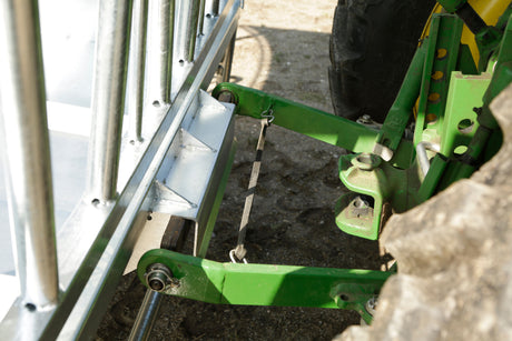 Kerbl Viereckraufe Standard mit Palisadenfressgitter