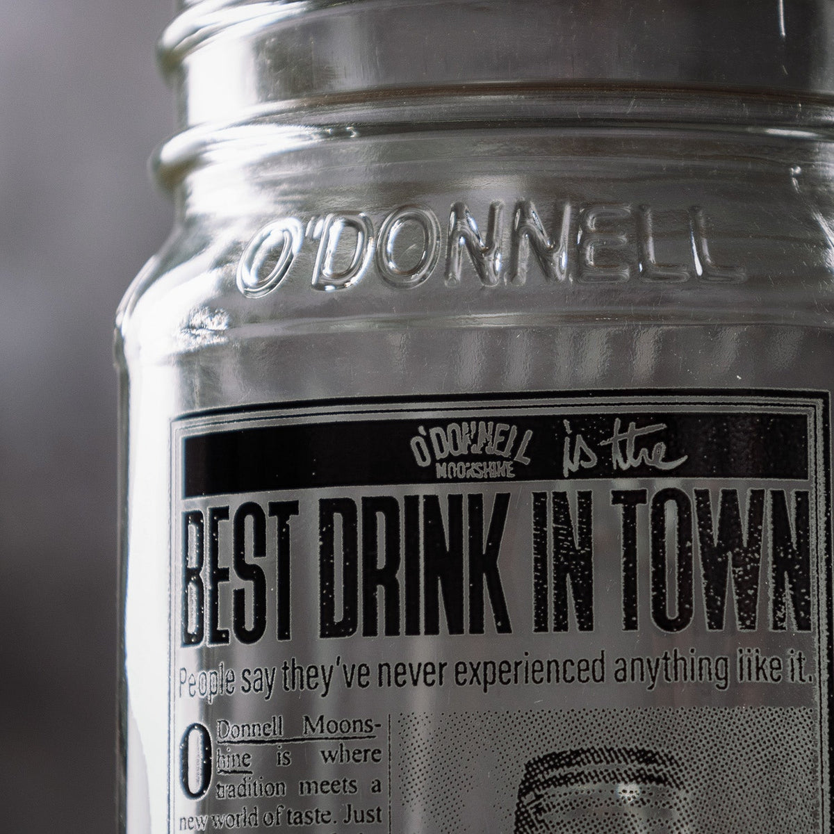 O'Donnell Moonshine Newspaper Glas