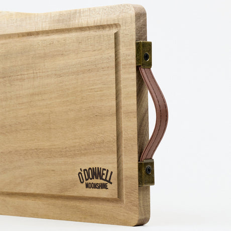 O'Donnell Moonshine BBQ-Holzschneidebrett
