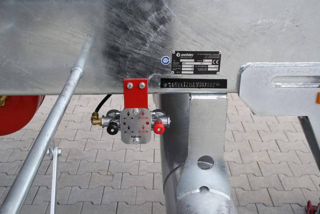 Oehler Oehler Tandem-Vakuumtankwagen Typ VKT 165