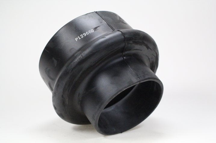 P129660 Reduzierstutzen 203,2/139,7mm (Gummi)