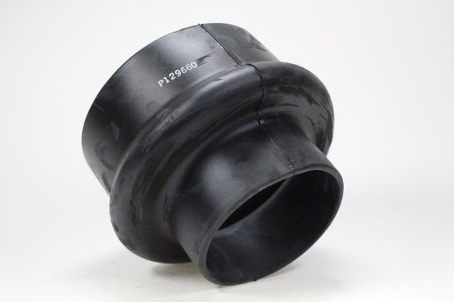 P129660 Reduzierstutzen 203,2/139,7mm (Gummi)