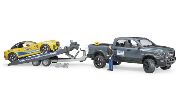 RAM 2500 Pickup und Bruder Roadster-Rennteam